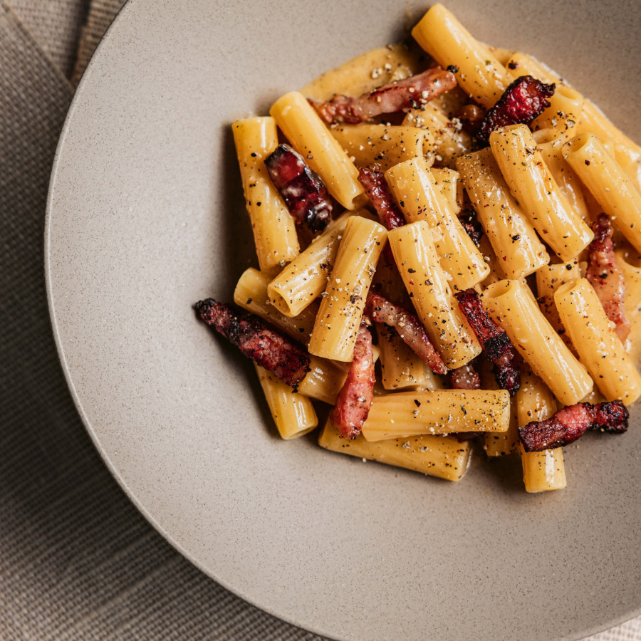 rigatoni carbonara